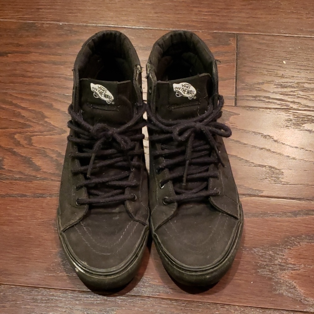 Classic black high top vans